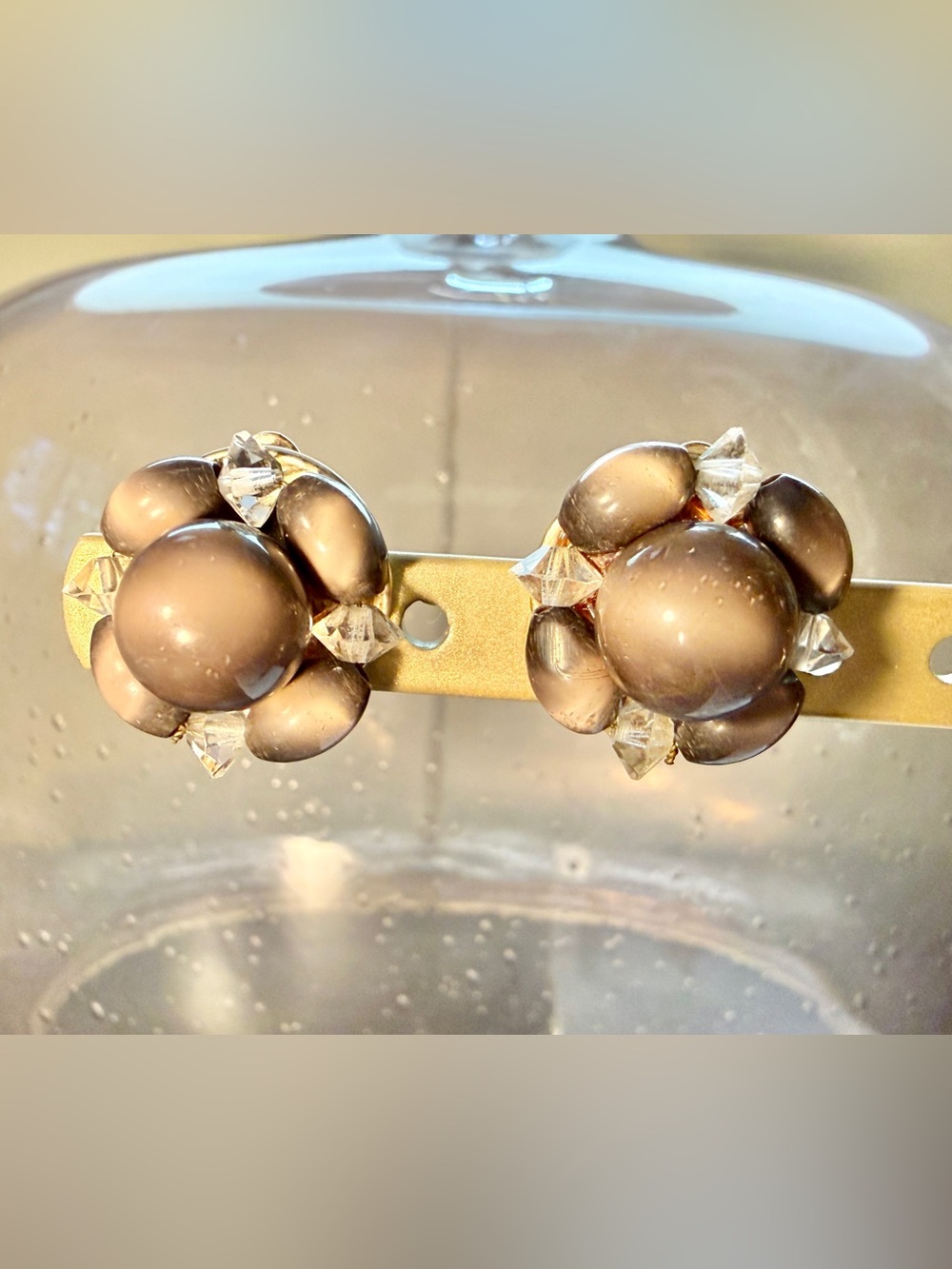 Vintage Signed Lisner 1950s Gray Moonglow Lucite Cluster Clip On Earrings